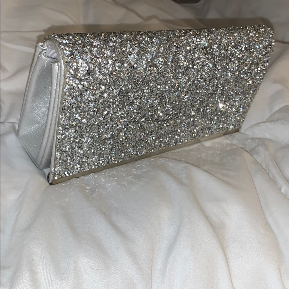 Silver detailed clutch